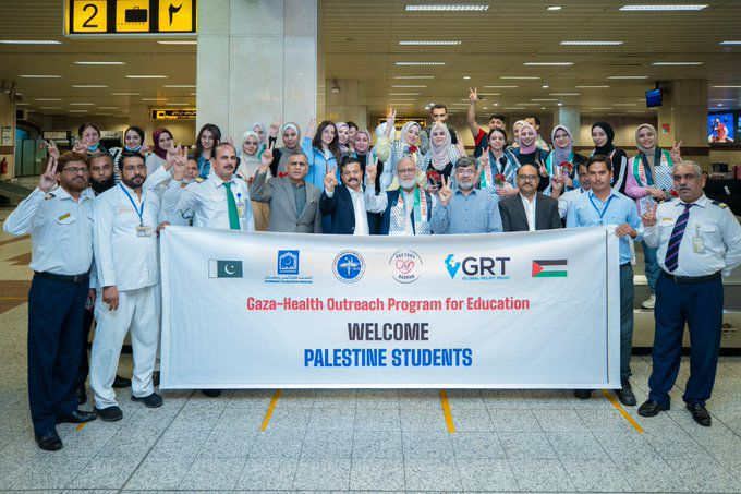 27 Palestinian Students Arrive in Pakistan for Medical Education