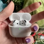 Apple AirPods 4