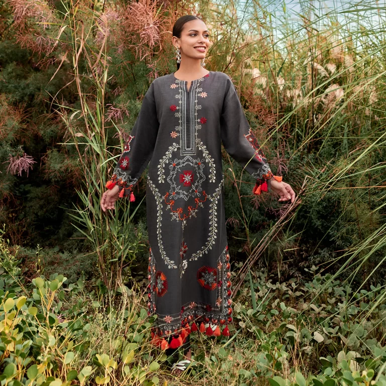 Best Khaddar Trouser Designs for Winter