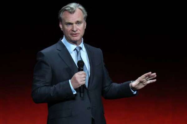 christopher nolan batman begins