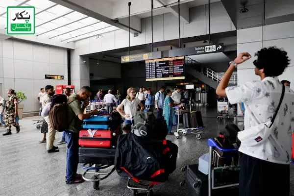 Delhi airport flight delays
