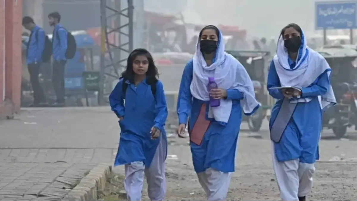 Winter Holidays 2025 Schedule Announced in Pakistan