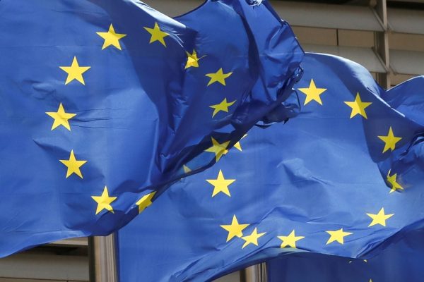 Afghan Pakistan border violence near Kandahar and Kabul.