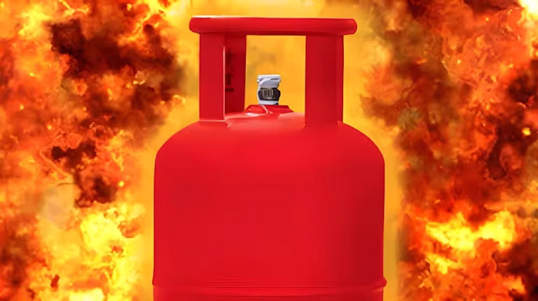 Gas cylinders representing the new LPG cylinder price April 2026.